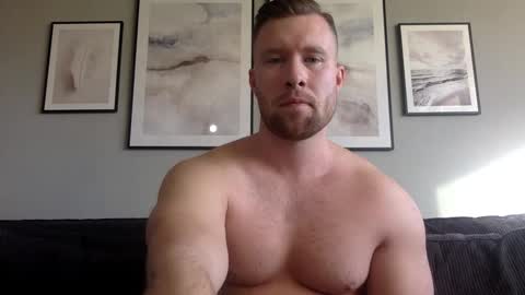 swekingxx online show from February 7, 1:11 pm