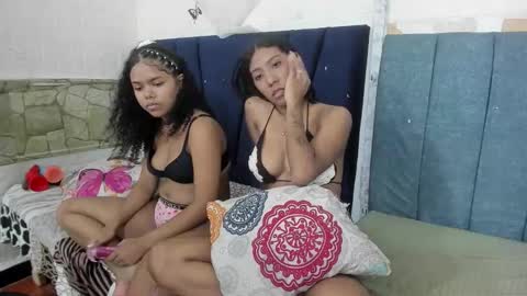 swett_lady_ online show from November 29, 6:55 pm