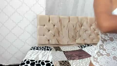 Snapshot of swett_mila_ chatting on November 8, 12:05 pm swett_mila_ online show from November 8, 12:05 pm