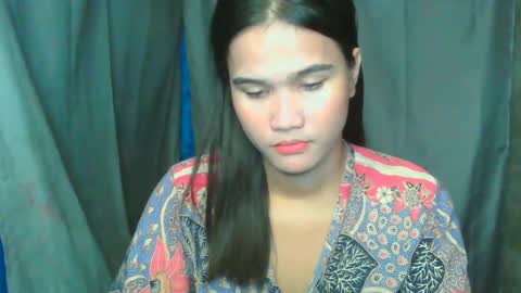 Snapshot of swettie_rhea chatting on April 20, 2:20 pm Rhea online show from April 20, 2:20 pm
