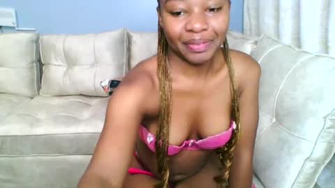 Snapshot of swit_candy chatting on July 16, 1:11 am Candy online show from July 16, 1:11 am