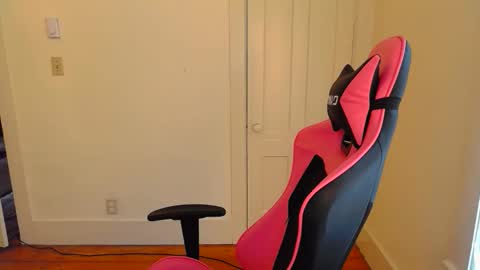 ashley blayde online show from April 12, 9:42 pm