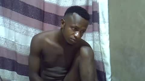 swthairy_dick online show from June 26, 2:49 am