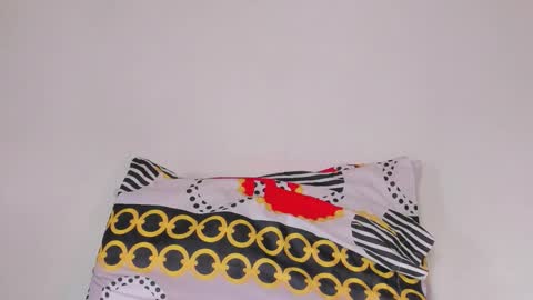 Lilly  online show from October 11, 7:34 pm