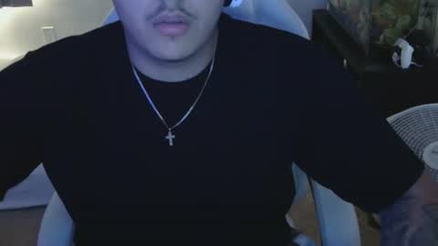 sxrrylol online show from March 25, 6:03 pm