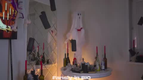 Sophie online show from October 27, 11:25 am