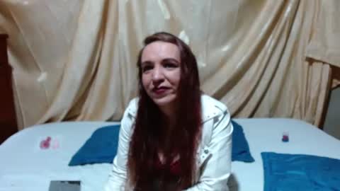 Snapshot of sydney_kane_ chatting on October 12, 3:49 am sydney_kane_ online show from October 12, 3:49 am