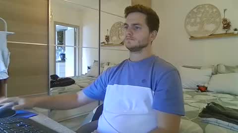 syl092 online show from November 9, 1:53 pm