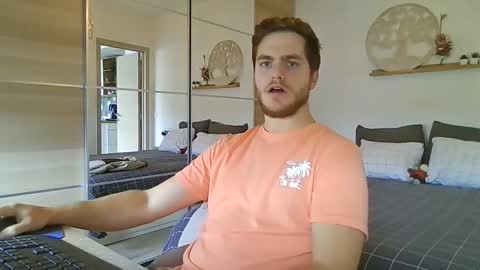 syl092 online show from November 24, 12:27 pm