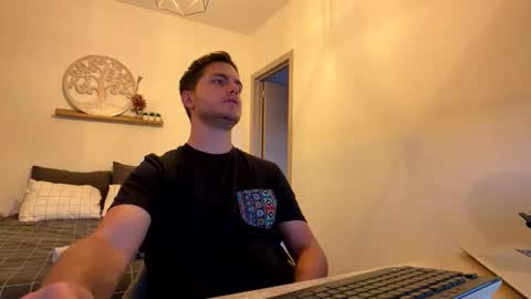 syl092 online show from March 24, 6:13 pm