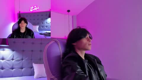 sylasfrost online show from November 23, 7:46 pm