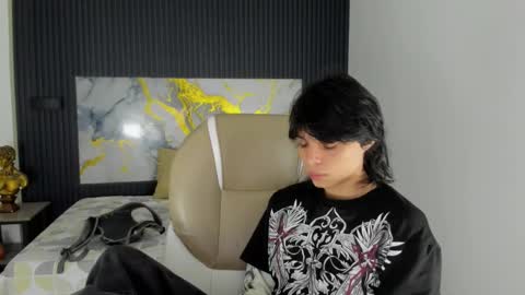 sylasfrost online show from December 2, 7:53 pm