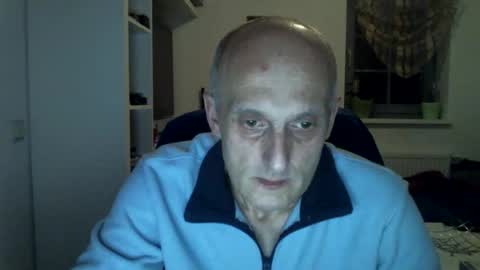 Snapshot of sylverstart92 chatting on January 5, 7:49 pm sylverstart92 online show from January 5, 7:49 pm
