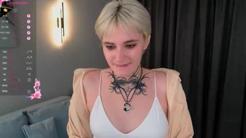 Maria online show from December 21, 2:46 pm