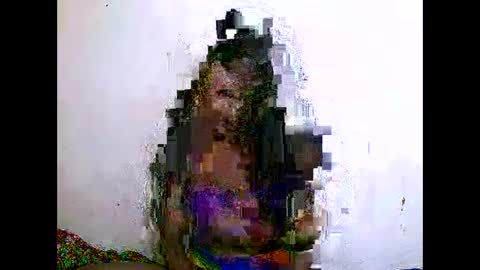 Snapshot of sylviasexy27 chatting on December 7, 7:10 pm sylviasexy27 online show from December 7, 7:10 pm