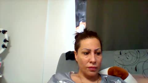 szeszi1985 online show from December 2, 9:47 am