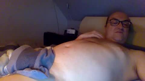 Snapshot of t0815 chatting on March 15, 8:04 pm t0815 online show from March 15, 8:04 pm