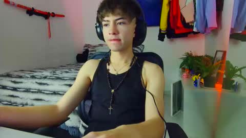 TONER online show from October 18, 1:30 am