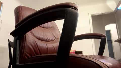 tRex online show from November 3, 11:15 pm