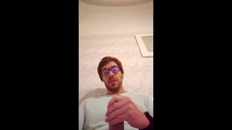 t_fuenzalida online show from December 16, 2:49 am