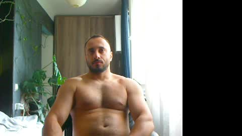 Snapshot of t_huracane chatting on May 23, 3:27 pm Huracane online show from May 23, 3:27 pm