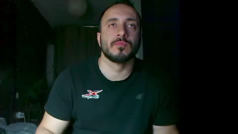 Snapshot of t_huracane chatting on June 2, 6:21 pm Huracane online show from June 2, 6:21 pm