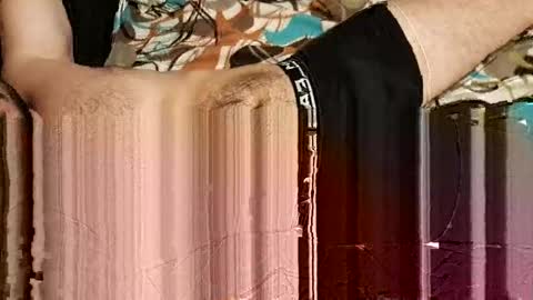 Snapshot of t_huracane chatting on June 7, 6:11 pm Huracane online show from June 7, 6:11 pm