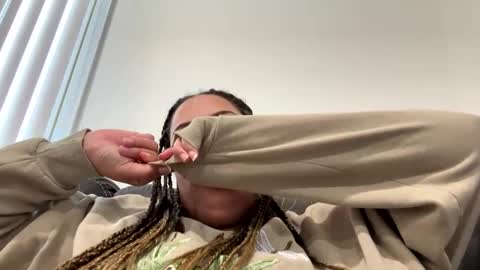 t_princess_t online show from December 17, 8:43 pm