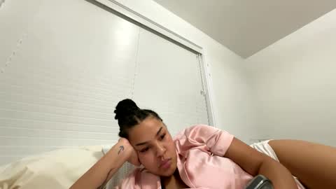 t_princess_t online show from February 17, 5:36 am