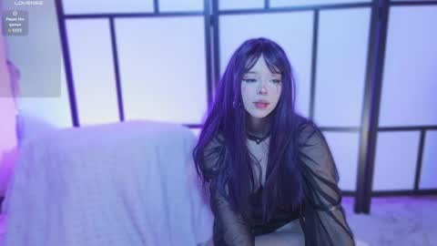 Snapshot of ta_miau chatting on June 8, 1:28 am Nice to meet you I am Mia3 online show from June 8, 1:28 am