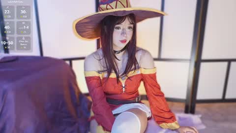 Snapshot of ta_miau chatting on June 10, 12:00 am Nice to meet you I am Mia3 online show from June 10, 12:00 am