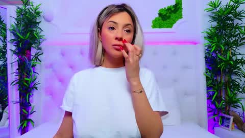 Arianna online show from November 10, 3:00 pm