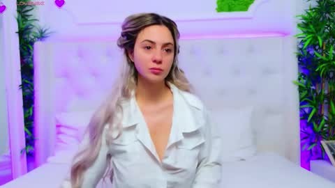 Arianna online show from December 4, 1:31 pm