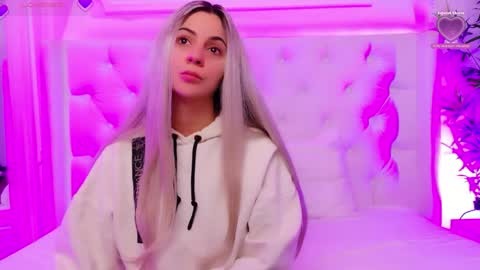 Arianna online show from April 2, 12:25 pm