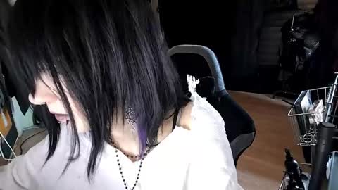 Snapshot of tabethashempert chatting on February 15, 11:19 am Lina online show from February 15, 11:19 am