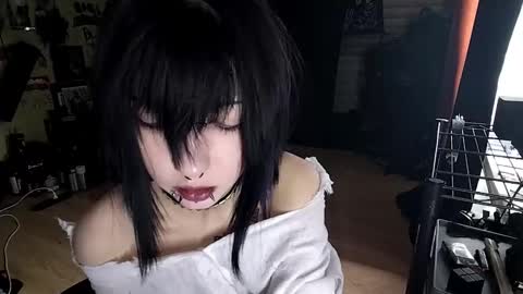 Snapshot of tabethashempert chatting on February 16, 11:06 am Lina online show from February 16, 11:06 am