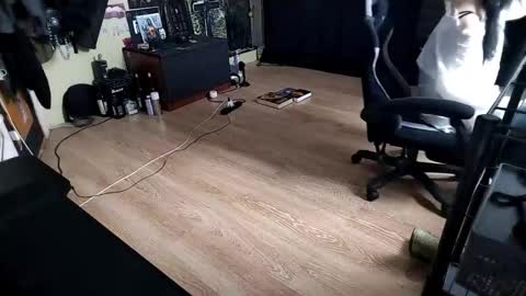 Snapshot of tabethashempert chatting on February 19, 11:06 am Lina online show from February 19, 11:06 am