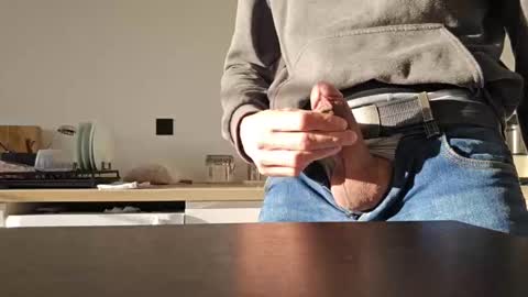 Snapshot of taconatatox chatting on December 11, 9:19 am taconatatox online show from December 11, 9:19 am