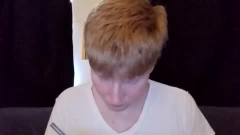 collegetwinkboi online show from March 2, 5:31 pm