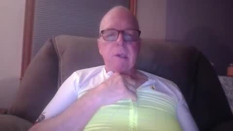 tacrunner66_ online show from October 1, 5:02 am