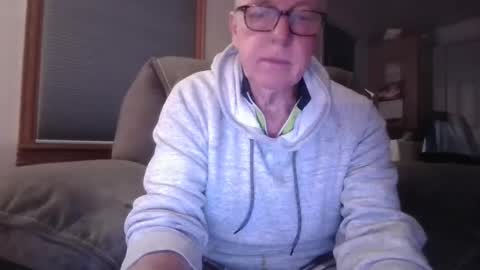 tacrunner66_ online show from October 12, 2:54 am