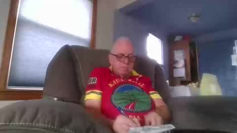 tacrunner66_ online show from October 17, 7:27 pm