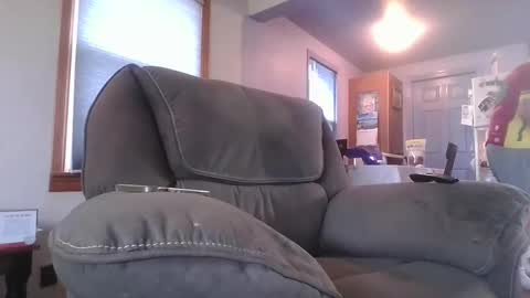 tacrunner66_ online show from April 10, 3:39 pm