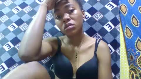 tahiryjosiah online show from November 14, 4:11 am