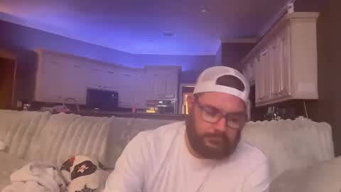 TaintNuzzler online show from October 9, 5:49 am