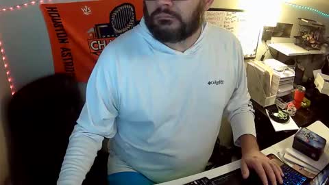 TaintNuzzler online show from October 19, 9:32 am