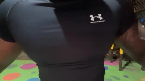 Tairon Tucke online show from May 6, 2:29 am