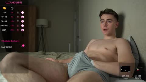 Taison online show from November 15, 8:05 pm