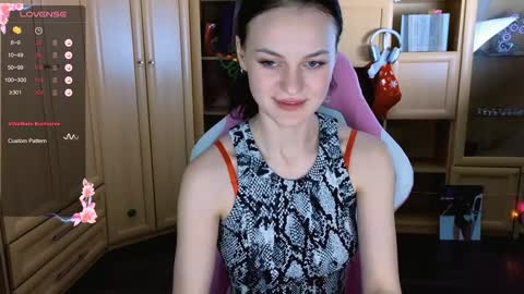 Snapshot of taissia_sweet chatting on December 29, 10:47 pm Im Taya online show from December 29, 10:47 pm