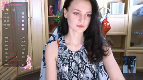 Snapshot of taissia_sweet chatting on December 31, 12:11 am Im Taya online show from December 31, 12:11 am